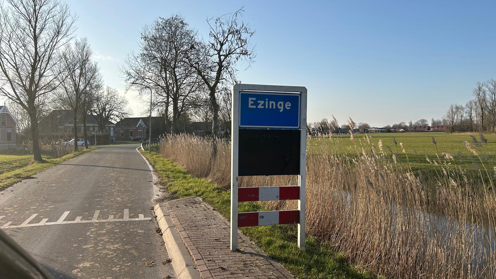 Plaatsnaambord - Ezinge