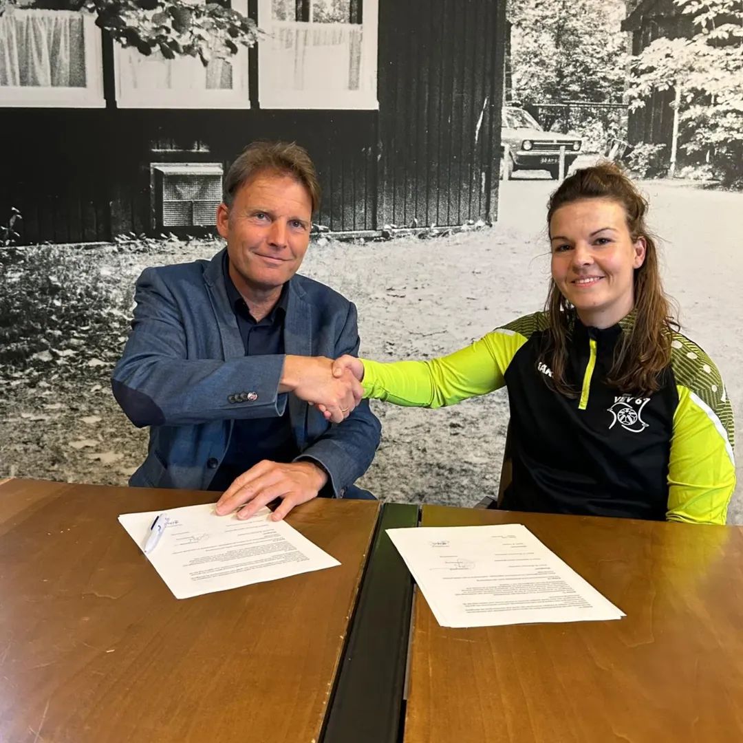 VEV'67 NIEUWE TRAINER Gerdes
