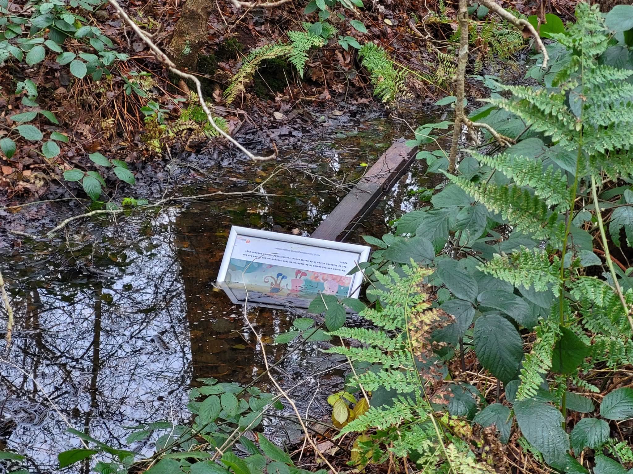 Vernieking verhalenpad