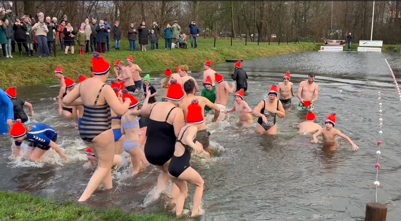 Nieuwjaarsduik 2026 Grijpskerk