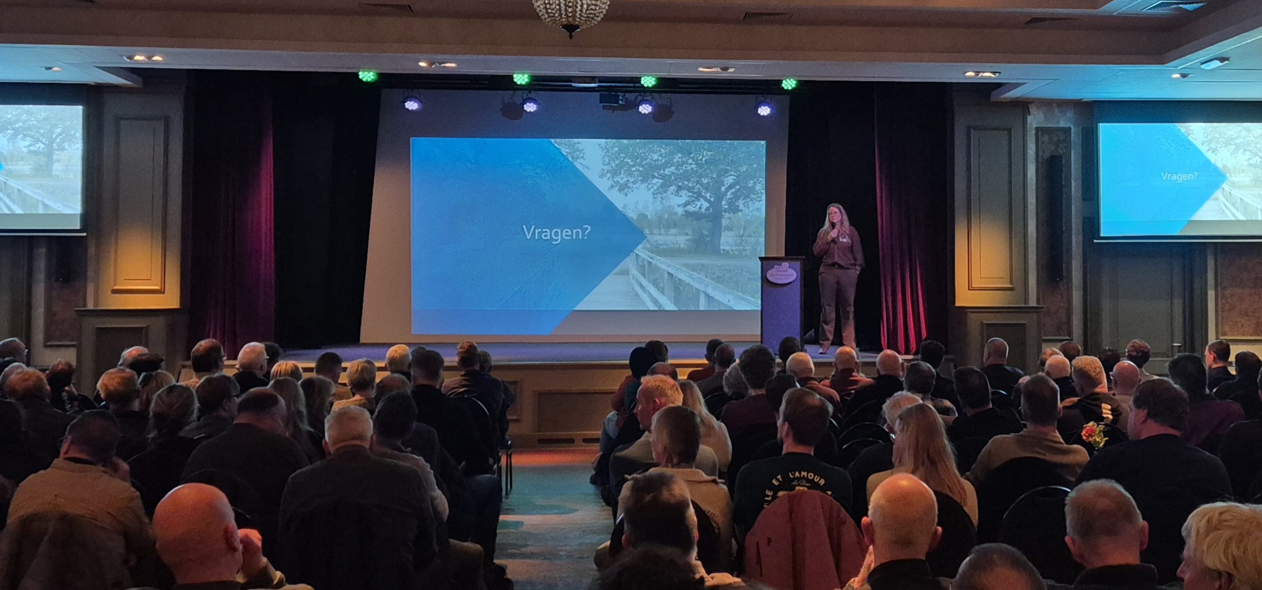 Bijeenkomst rondweg Leek Tolbert in Postwagen