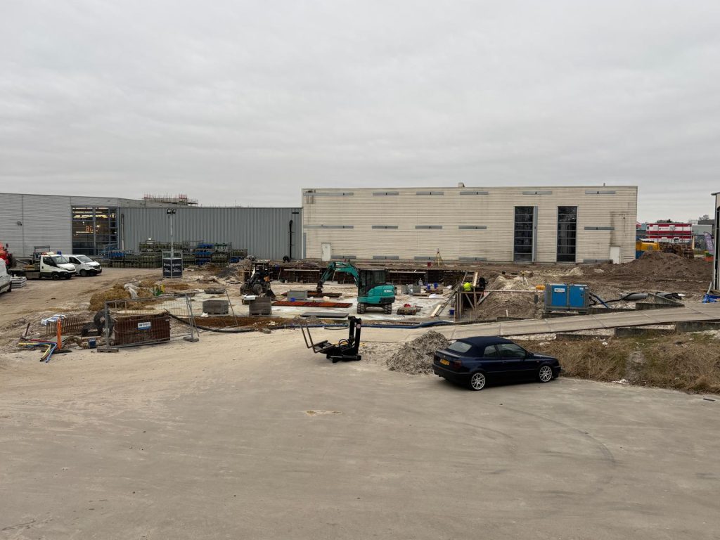 Nieuwbouw Kampeerhal Roden loopt bijna 2 weken vertraging opA