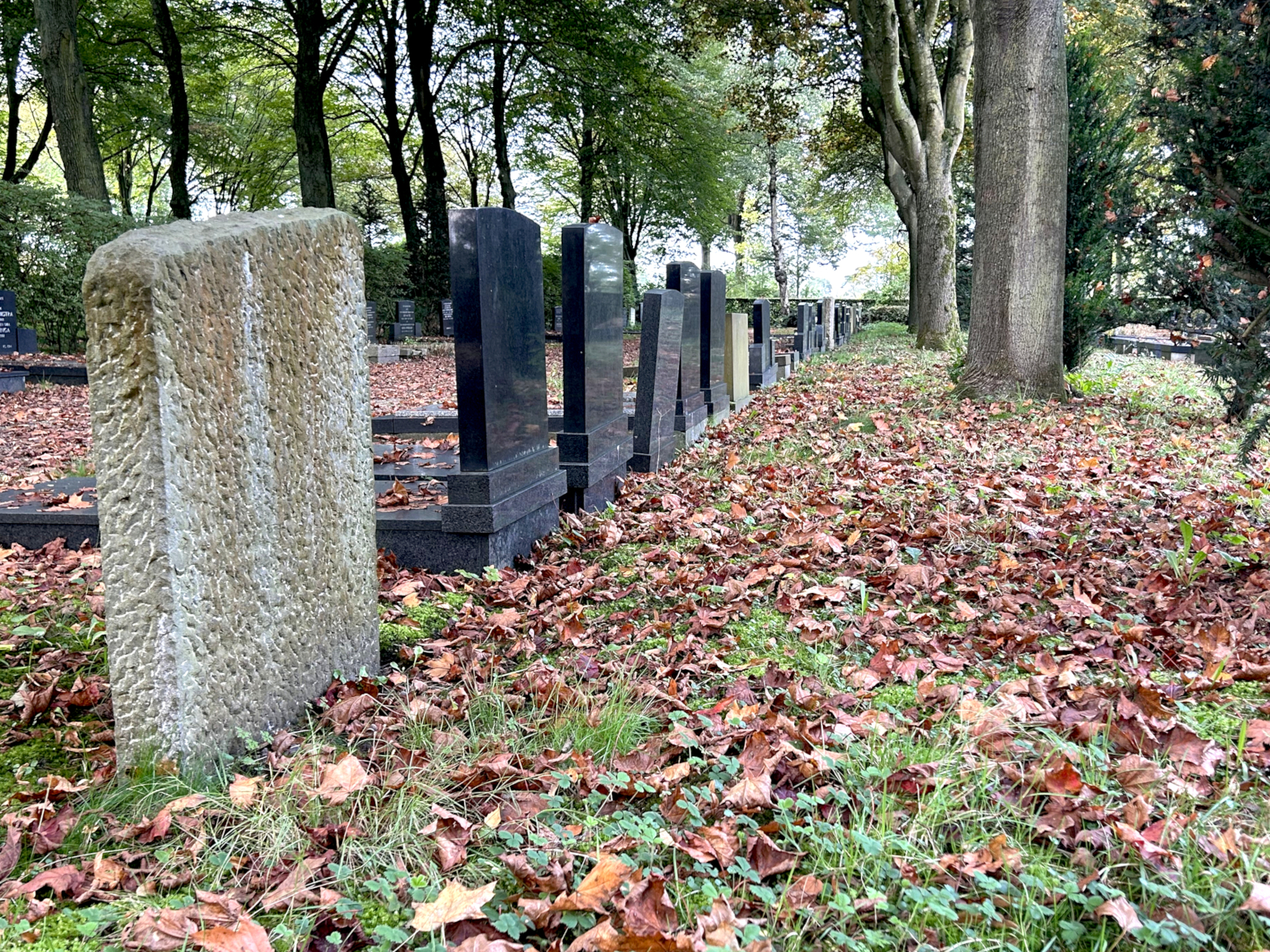 graven begraafplaats Zuidhorn -EvertBuiten 30092026