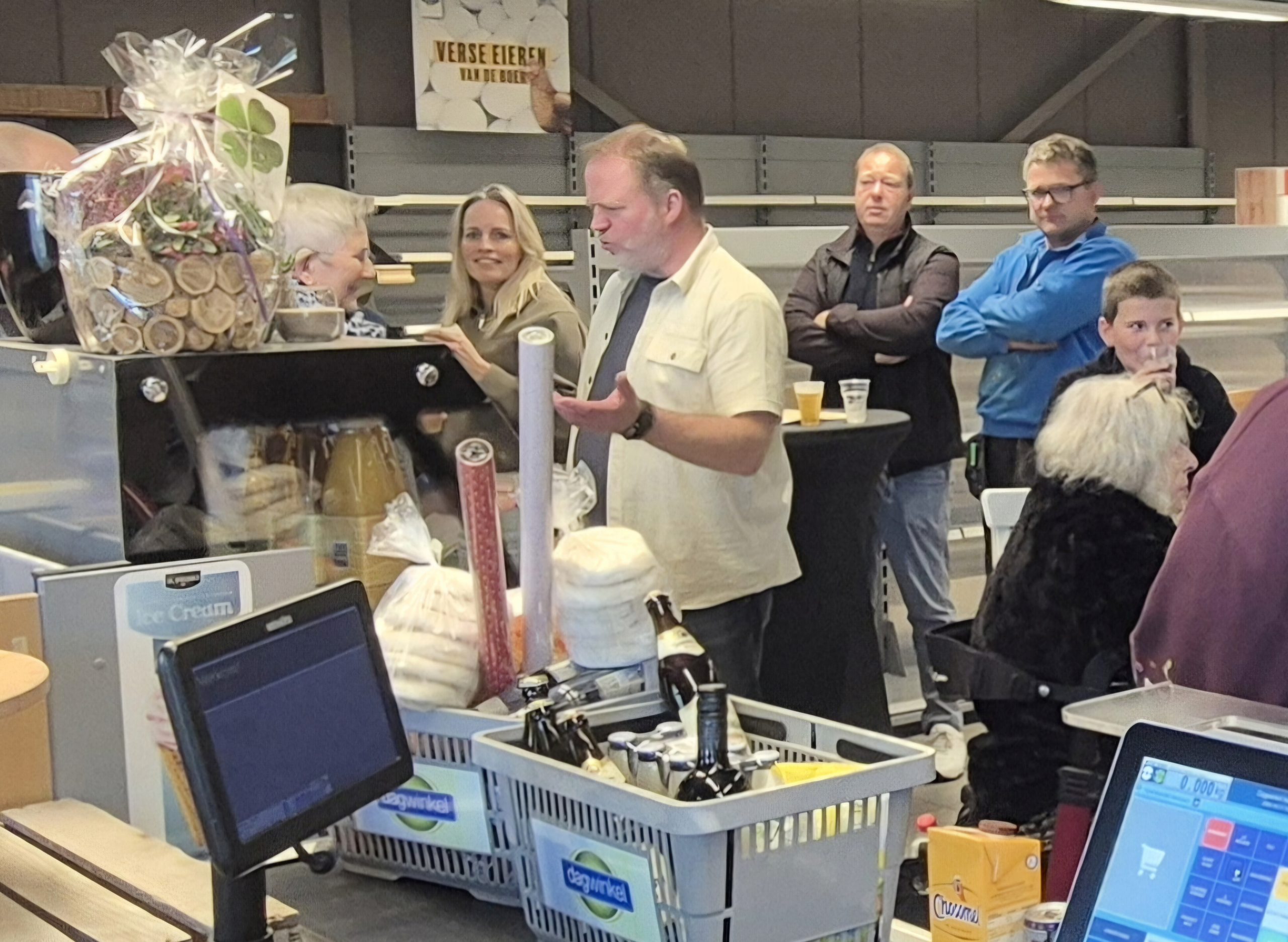 Hovius Dagwinkel De Wilp