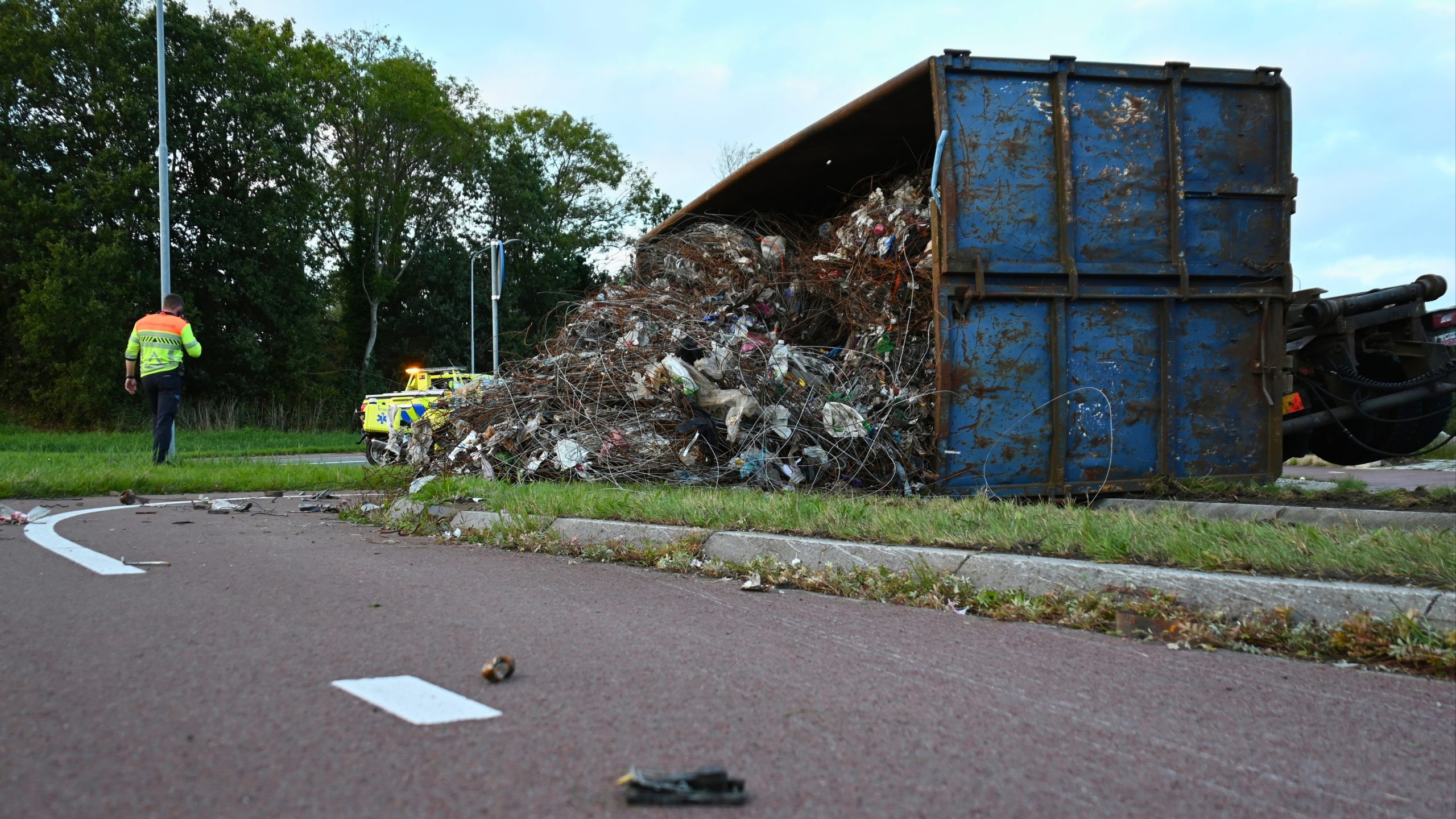 Vrachtwagen gekanteld Afbeelding 3